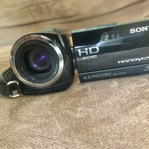 Sony Handycam HDR-CX100 Black